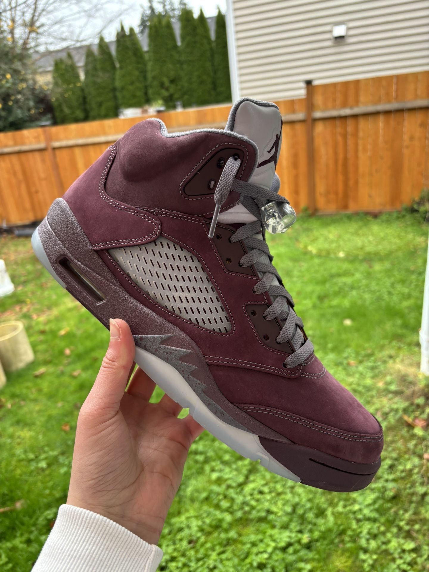 Jordan 5 Burgundy