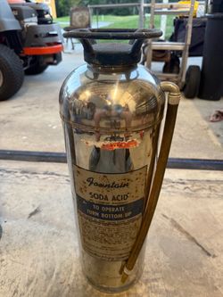 Fountain 2 1/2 Gallon Soda Acid Fire Extinguisher, probably from the 1950s-60s