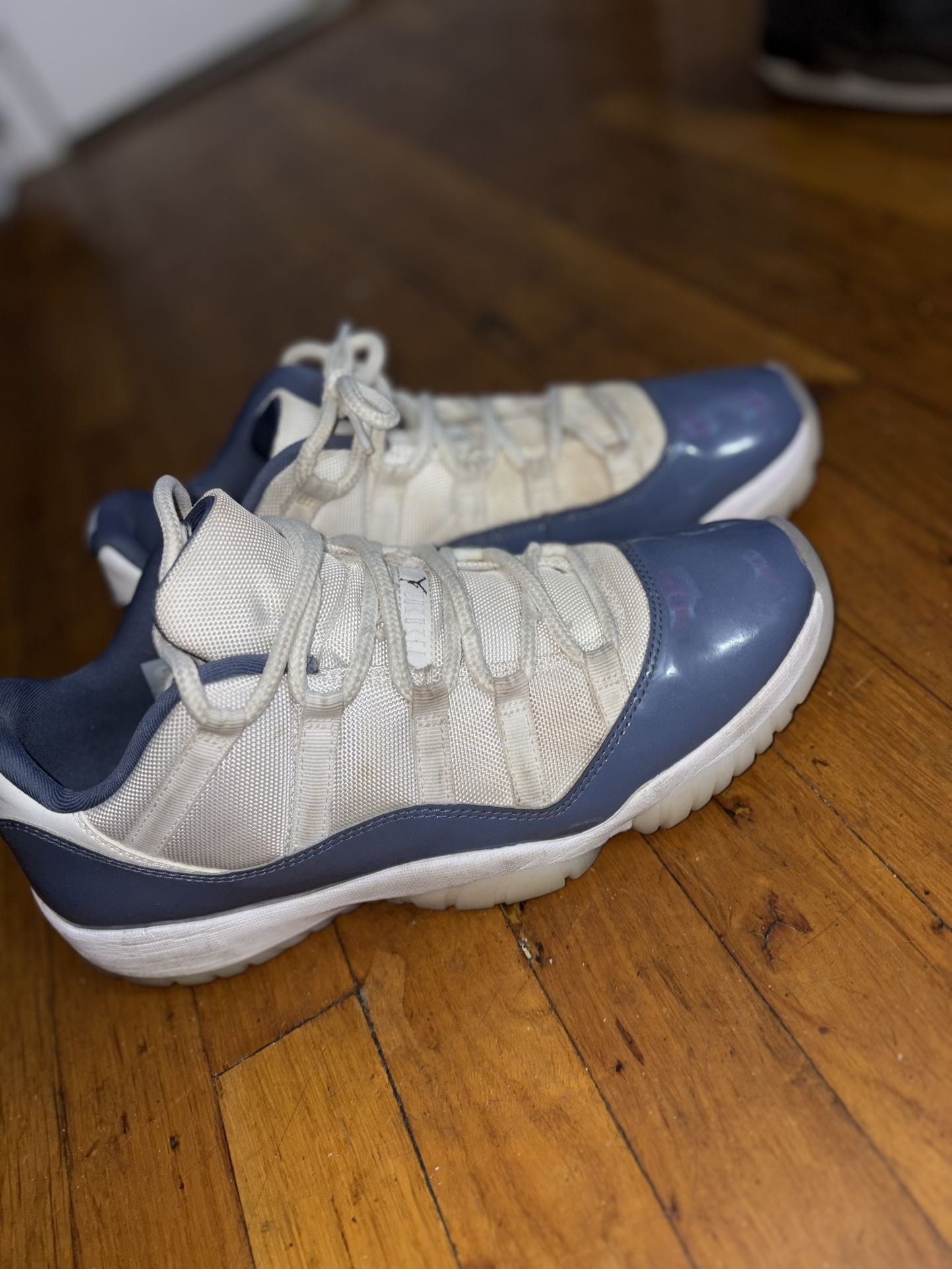 Jordan 11 Retro “ Diffused blue “ Size 12