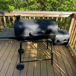 BBQ Grill & Smoker