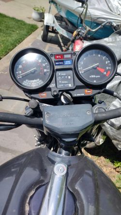 1980 honda 750 parts or holl bike