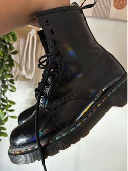 Doc Martin limited edition 1460 rainbow black