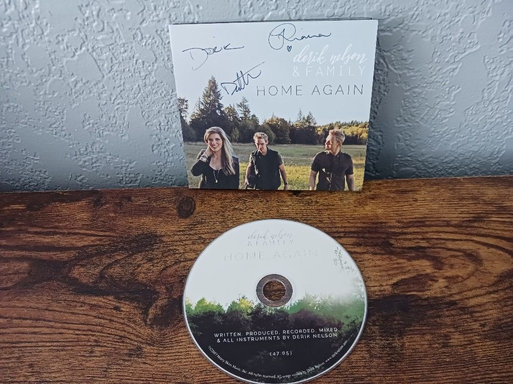 Derik Nelson & Family – Home Again (CD, 2017) ● AUTOGRAPHED SLEEVE ● Used Like New ● Zero Scratches ● Folk-Pop Gem.