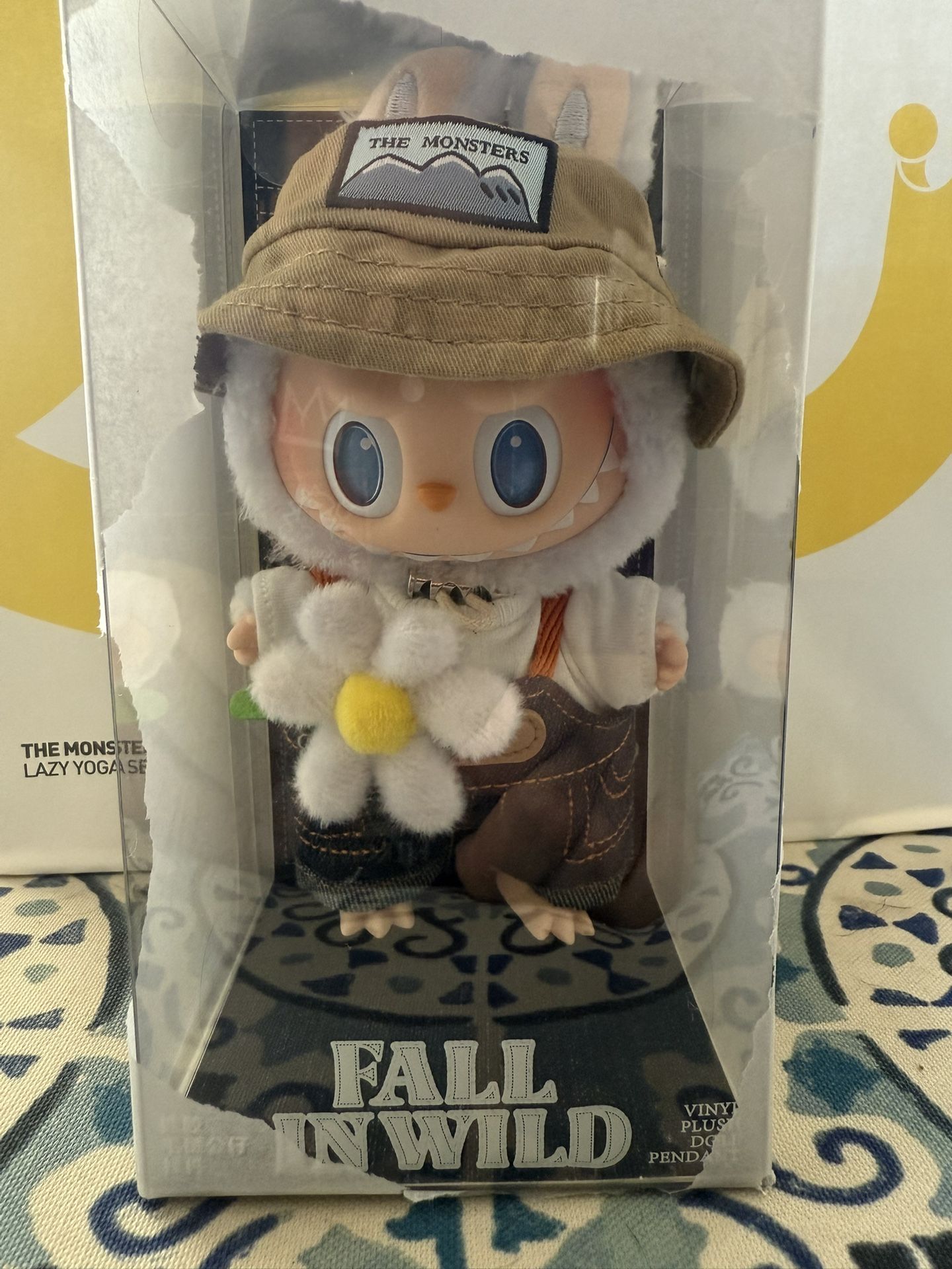 THE MONSTERS FALL IN WILD SERIES - Vinyl Plush Doll Pendant