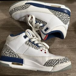 Retro Air Jordan 3’s True Blue
