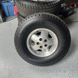 1994 JEEP Wrangler Wheel Set-  New Tires