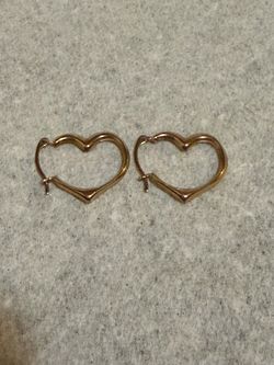 10k gold Heart earrings