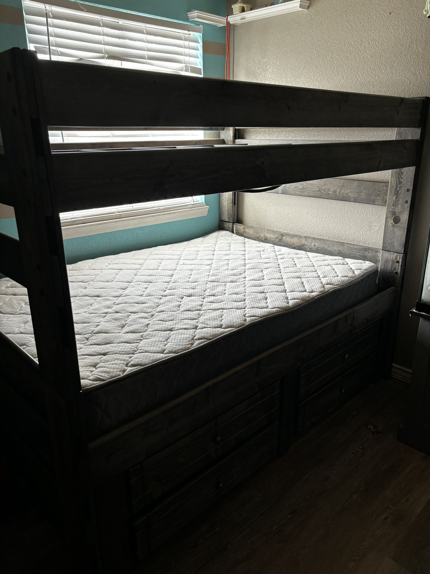 Full Size Bunk Bed 