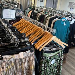  lot of women’s clothes! Gorgeous Clothing! Mix Sizes ! Only $1  !