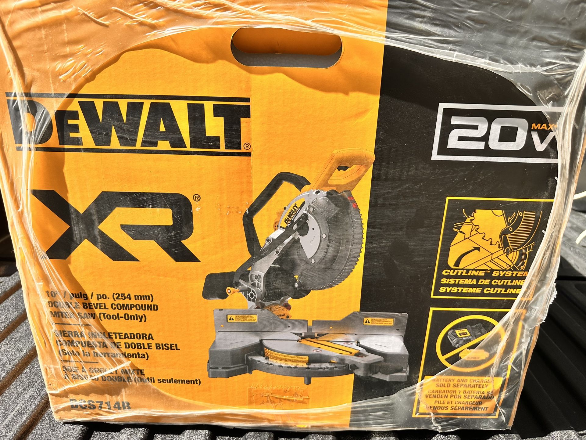 10" / pulg / po. (254 mm) DOUBLE BEVEL COMPOUND MITER SAW (Tooi-Only)