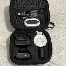Insta360 GO 3S - 128 GB Black 4K And Battery Pack