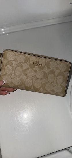 Coach wallet