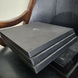 PS4 PRO CONSOLE