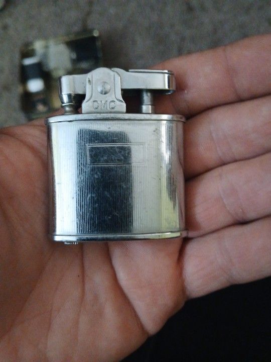 Cmc Is antique lighter1970s