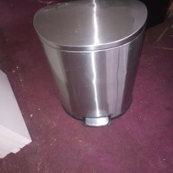 Medium Size Trash Can For Kitchen