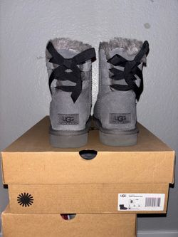 AUTHENTIC UGGS size 8