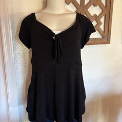 Women’s  Xl Top torrid 