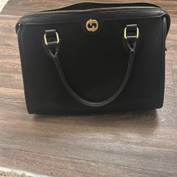 Black Purse 