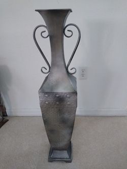 Metal decoration 34 high