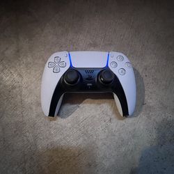 PS5 Controller For Sale!! Condition Like New 