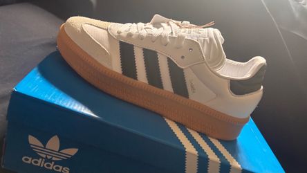 Adidas Samba xlg size 6M 7.5W