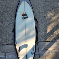 Surfboard 5'8