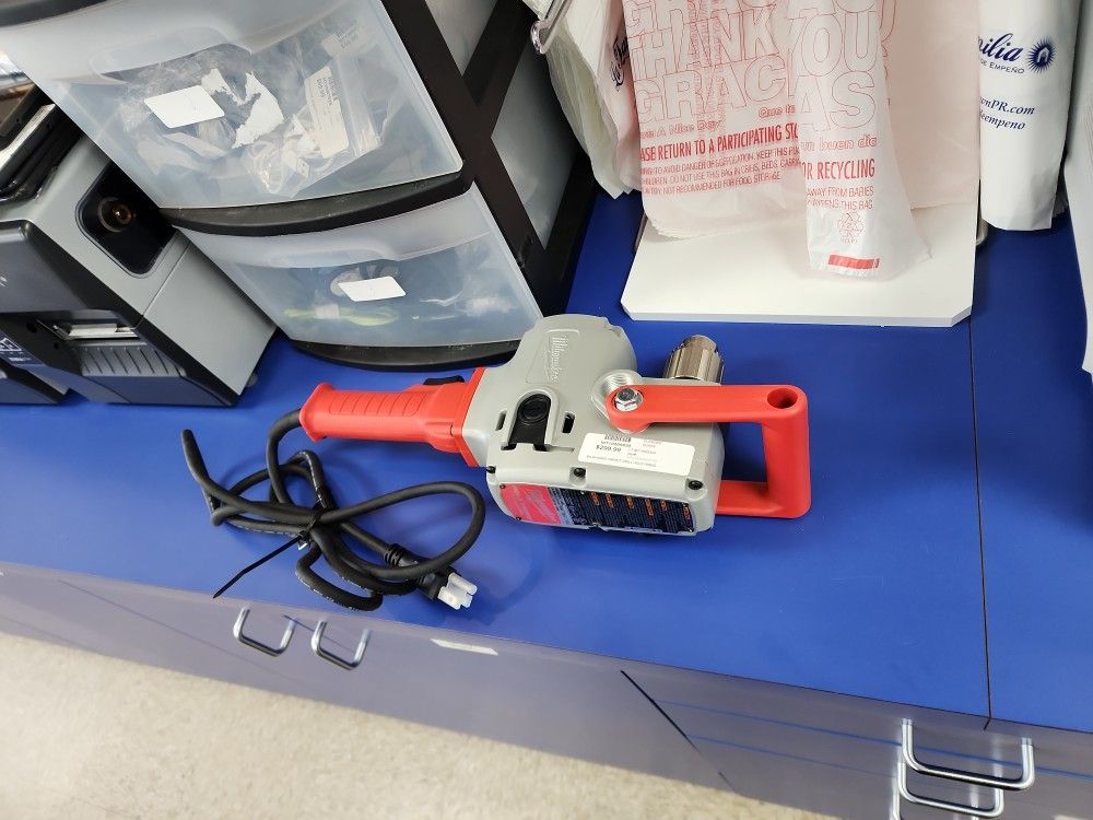 Milwaukee  1675_6 Hole Hawg Drill 1/2 Drill