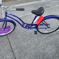 New Schwinn Women's 26" Cruiser Bike