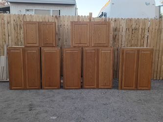 Oak Kitchen Cabinets- Upper