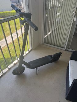 Ninebot max G2 electric scooter