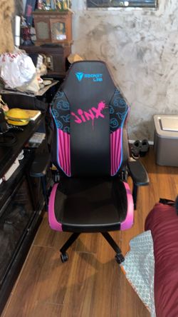 Secretlab Titan Evo Jinx Gaming Chair - Reclining & Heavy Duty Computer Chair with 4D Armrests - Magnetic Head Pillow & Lumbar Support - Big and Tall 
