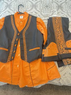 Traje De Charro De Niño Size 12-14