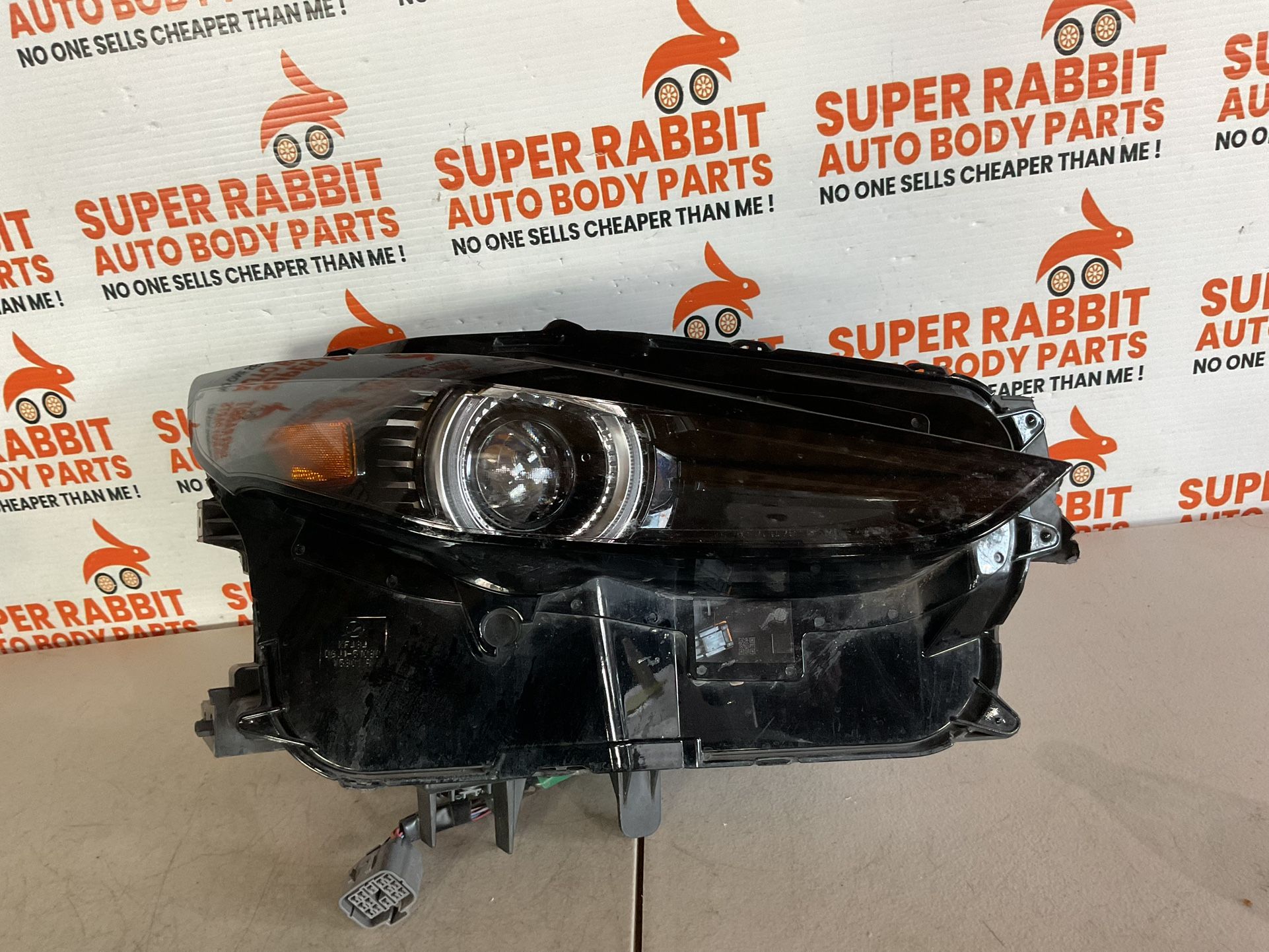 2020 Mazda CX30 Passenger LED AFS Headlight For Parts Original 2023🤩