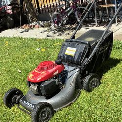 Honda Lawnmower Commercial Push Manuel No Transmission read ad