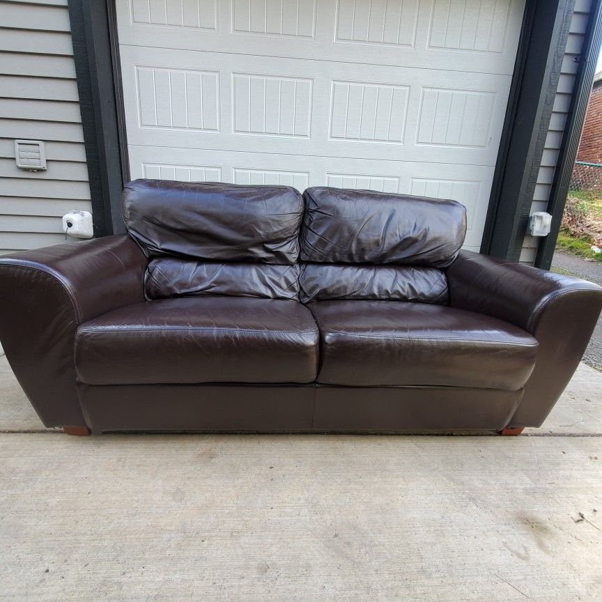 Italsofa Real Genuine Leather Sofa/ Couch. Dark Broun. Price To Sell Fast. Free Delivery