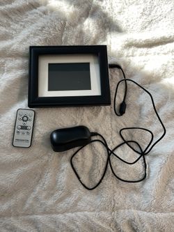 7” Pandigital Photo Frame With Remote