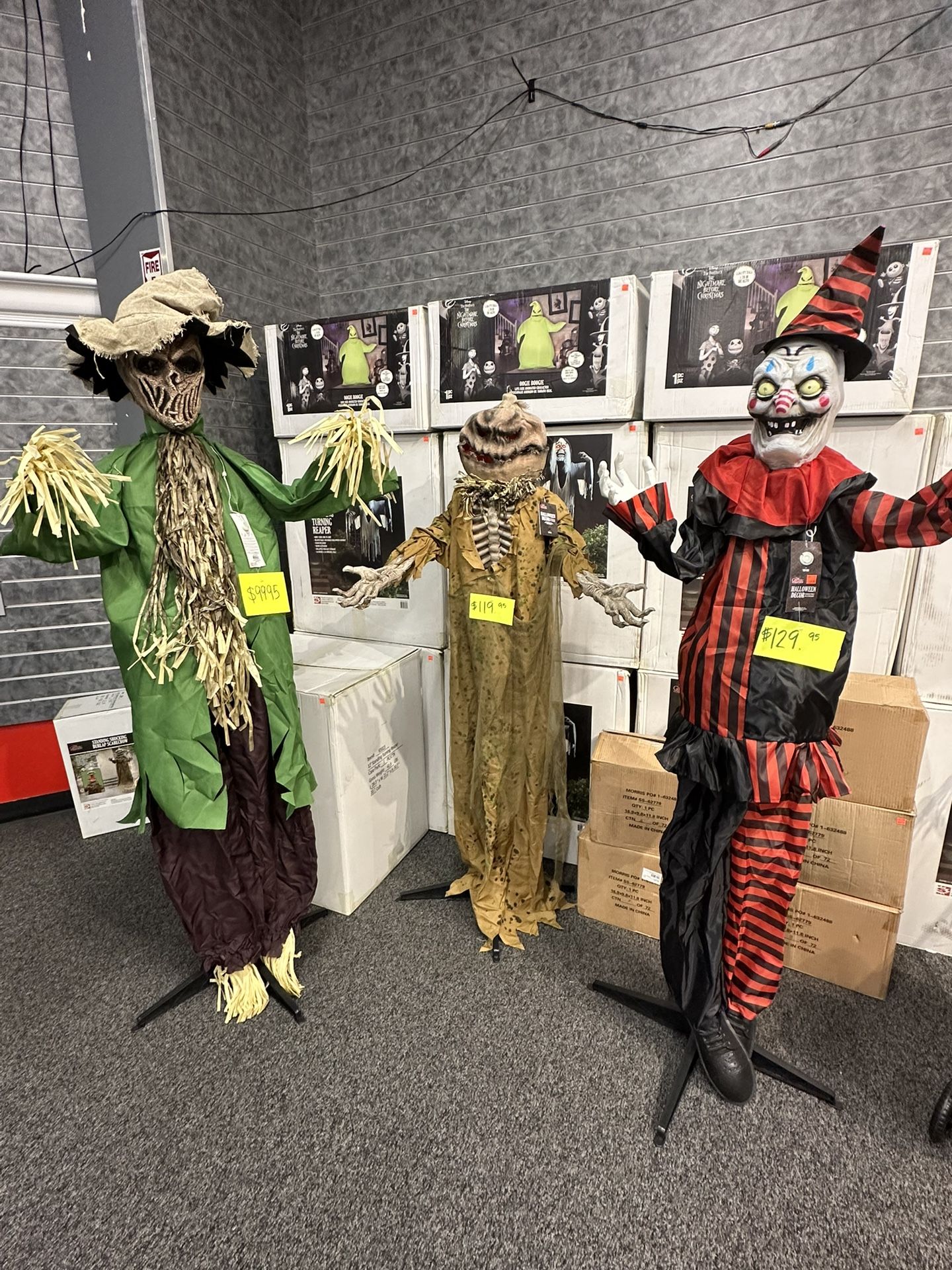 Halloween Standing Shaking Decor