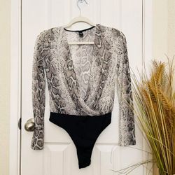 small windsor bodysuit