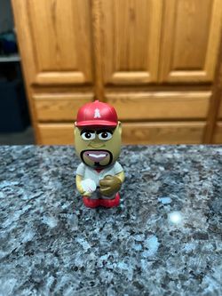 2013 Topps MLB Big League Angel’s Albert Pujols #5 Minis 3-inch vinyl figure holding a baseball mitt and ball.