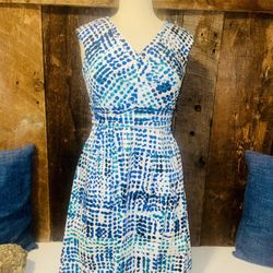 Ladies Calvin Klein Dress Size 4, NEW