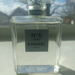 Chanel number 5 Perfume