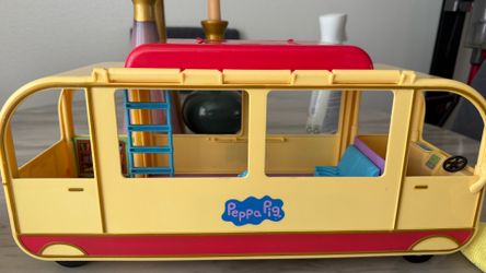 Peppa pig bus and van set