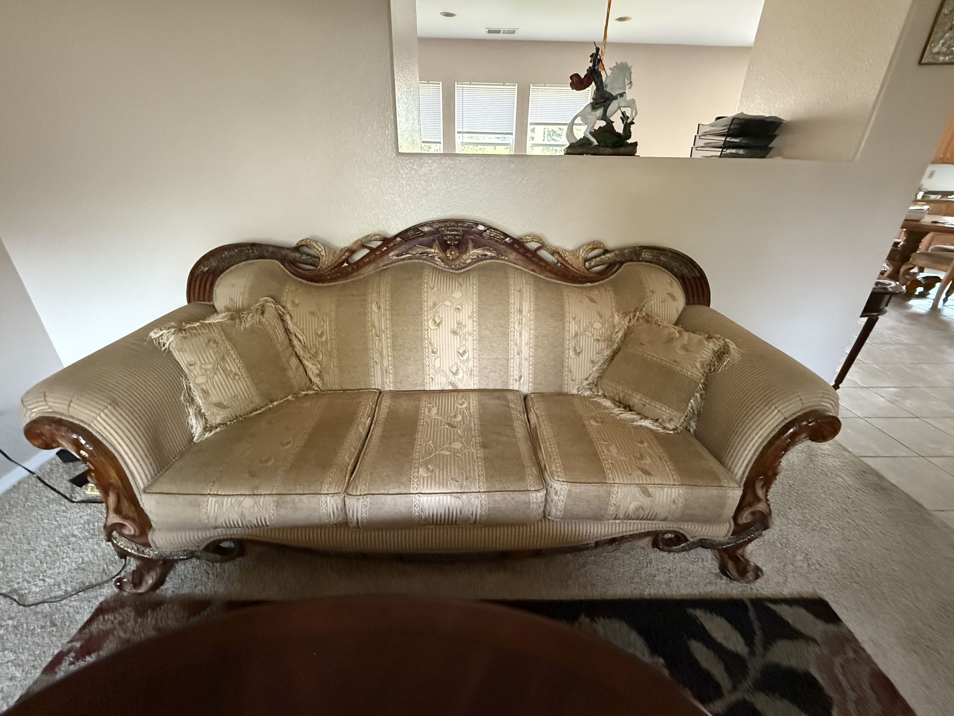 ELEGANT LIVING ROOM SET