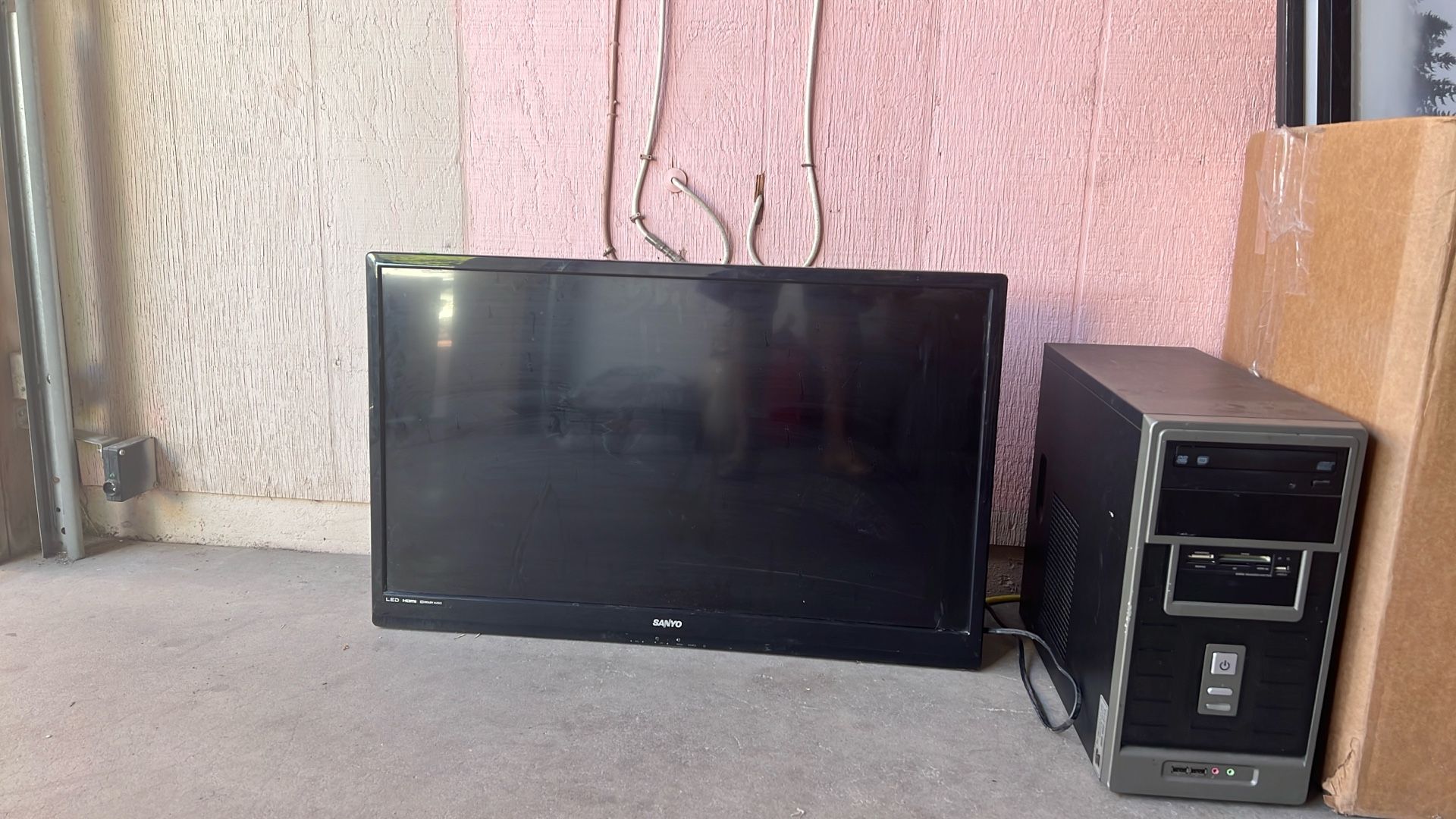 Sony Tv 18inx29in Flat