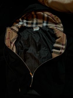 Burberry sweater