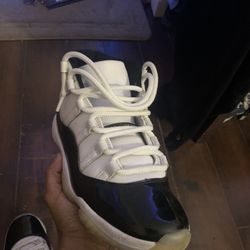 Jordan 11s Size 8 In Men’s 