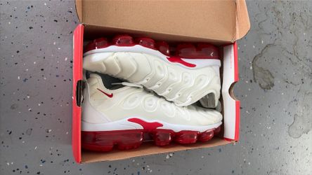 Nike Air VaporMax Plus White Red Size 13 NEW
