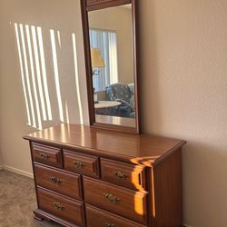 Bedroom dresser w mirror & matching night stand  ESTATE SALE