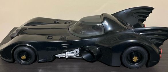McFarlane Toys DC Multiverse Batmobile (The Flash Movie) 1:7 Vehicle