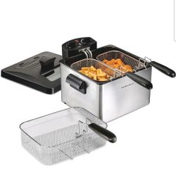 Electric Deep Fryer 4.2 Quart 3 Baskets And Timer $70 Yes Still In 